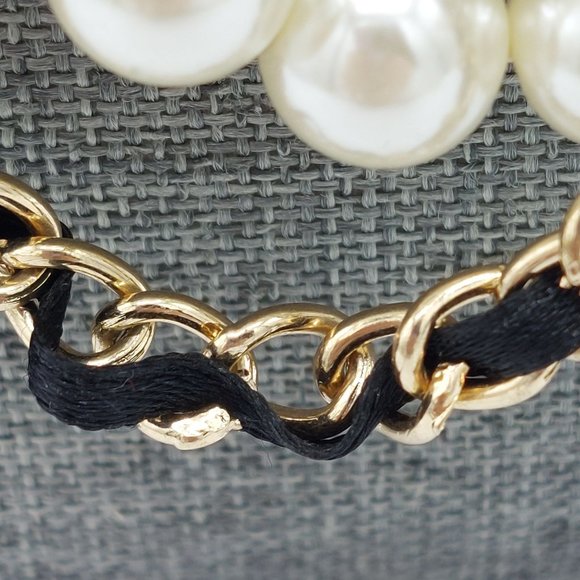 Faux Pearl Necklace 4 Strand Gold Toned Chains Laced - Picture 6 of 9